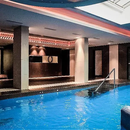 Castello Village Hotel Sissi