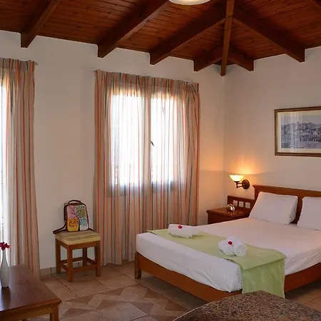 Castello Village Hotel 4*