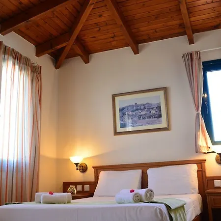 Castello Village Hotel 4*
